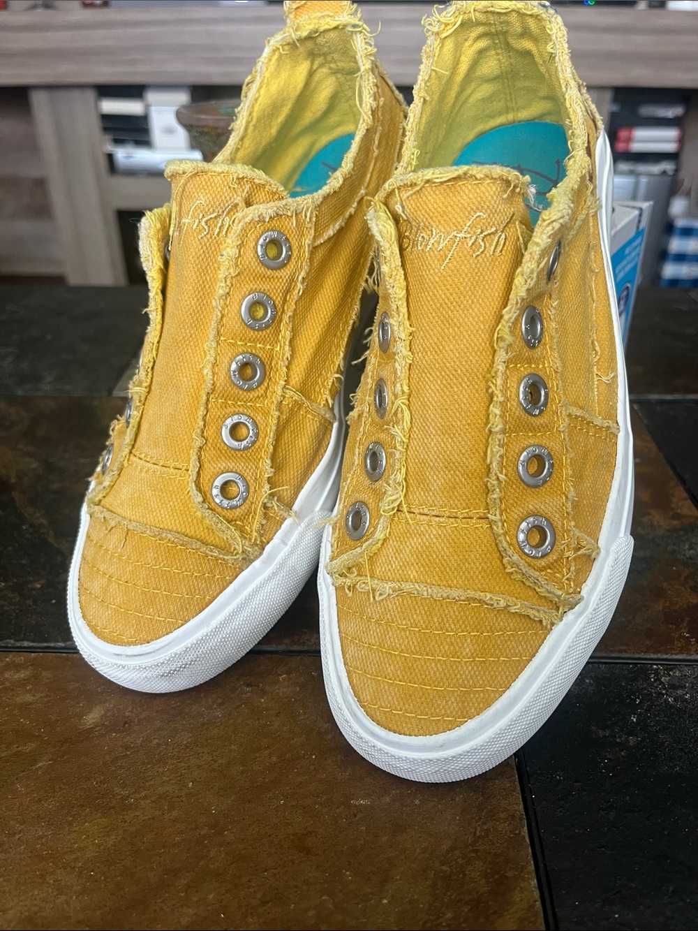 Blowfish Malibu Yellow Slip-On Canvas Sneakers Size 6